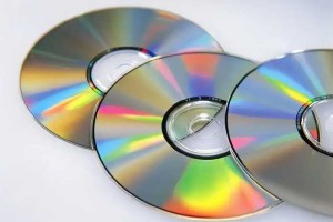 小时候流行的DVD光盘，是怎么被淘汰的？为何现在一直有人回收？